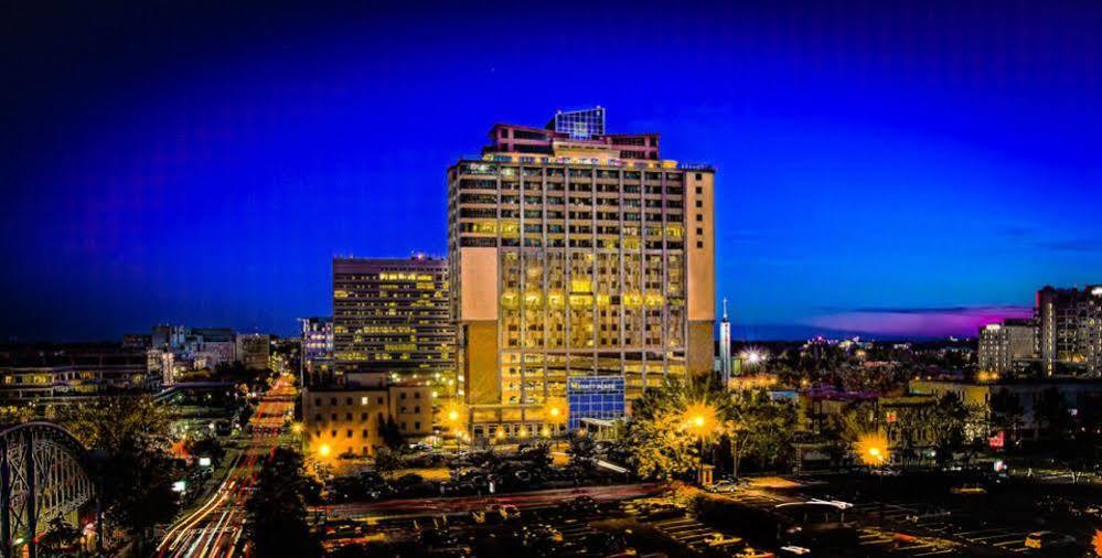 Hyatt Place Charlotte Downtown Hotel Exterior photo